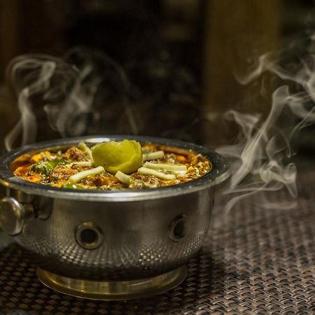 Royal Inn Udajpur Zewnętrze zdjęcie
