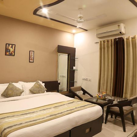 Royal Inn Udajpur Zewnętrze zdjęcie