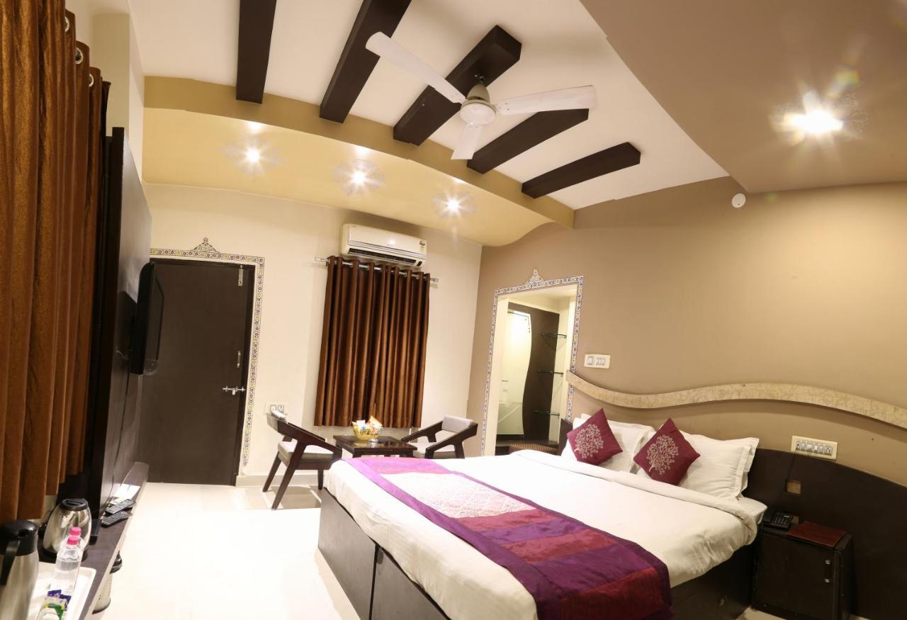 Royal Inn Udajpur Zewnętrze zdjęcie