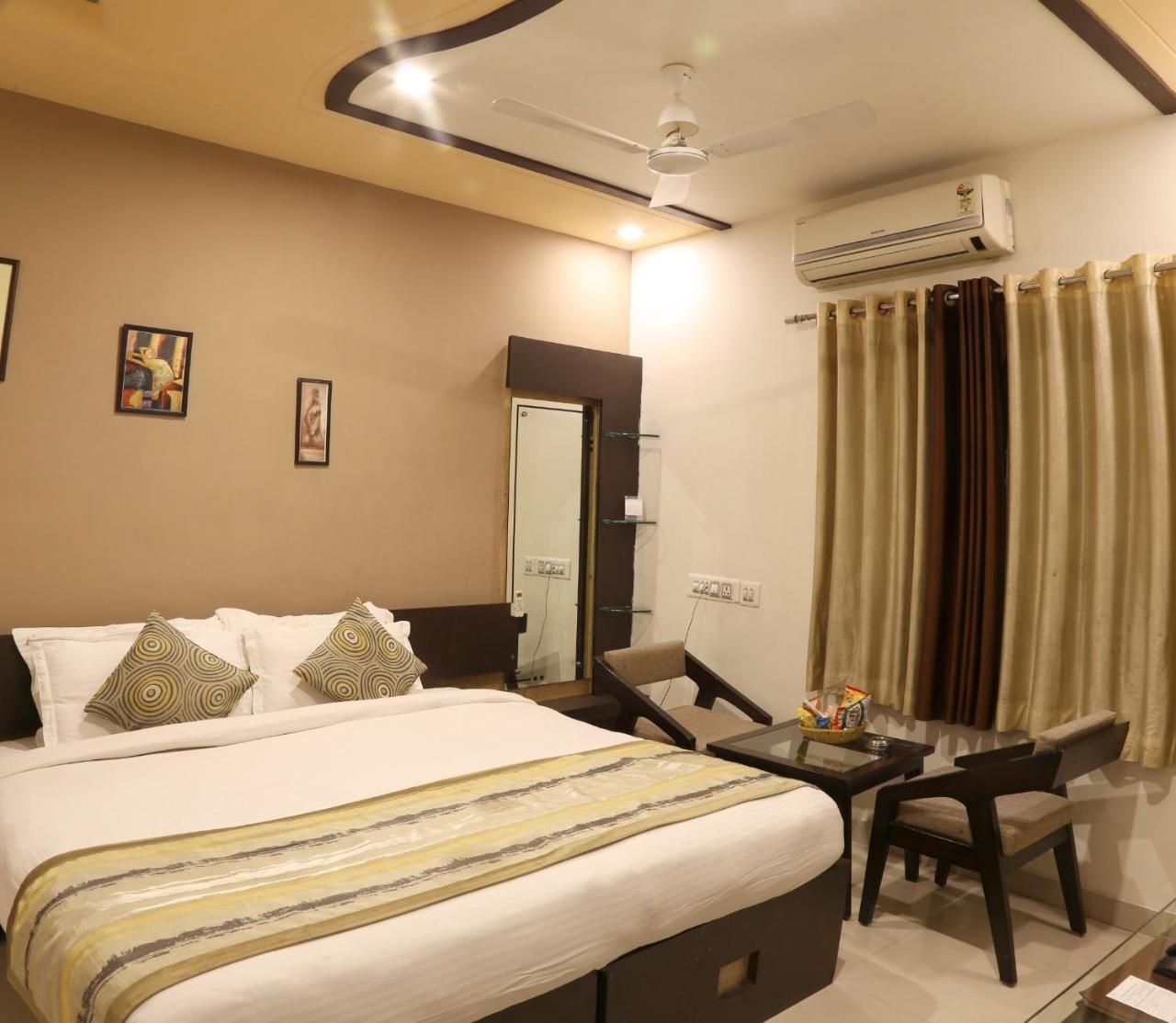 Royal Inn Udajpur Zewnętrze zdjęcie